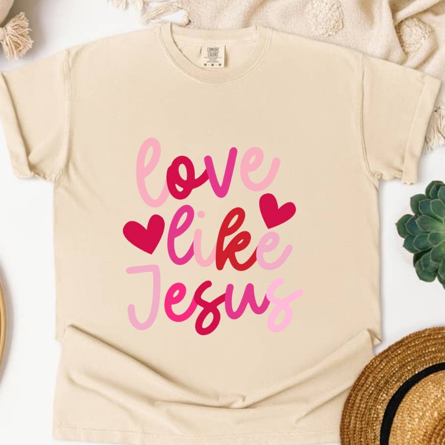 Love like Jesus Tee